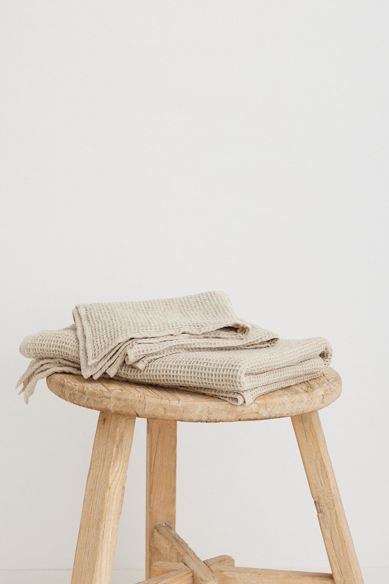 The Dharma Door Organic Cotton Towels Handwoven Bath Sheet - Oatmeal