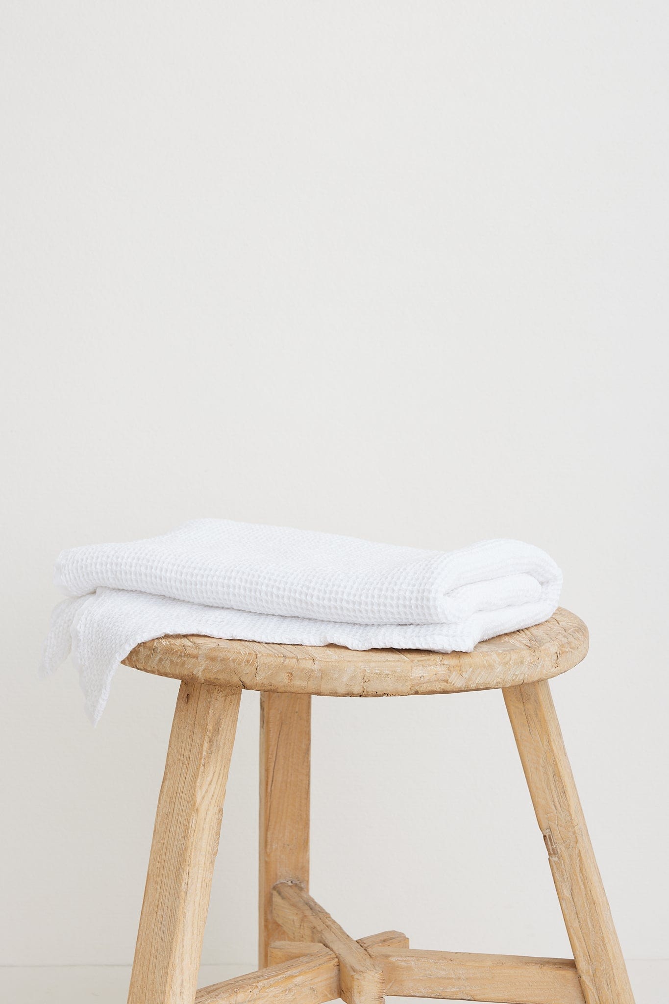 The Dharma Door Organic Cotton Towels Handwoven Bath Sheet - White