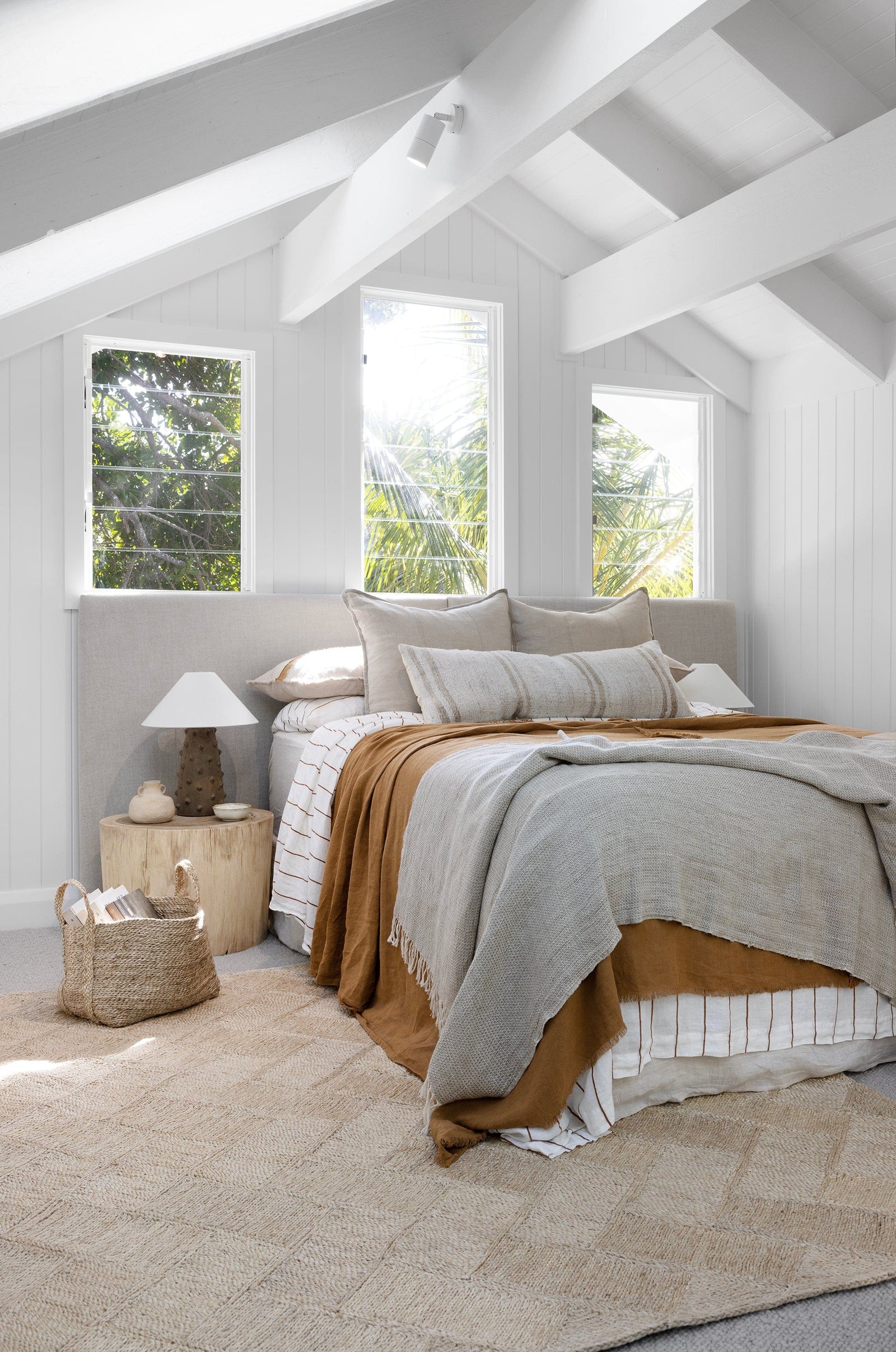 The Dharma Door Rugs and Runners Bhola Jute Rug - 300 x 200cm Bhola Jute Rug - Natural - 318 x 200cm