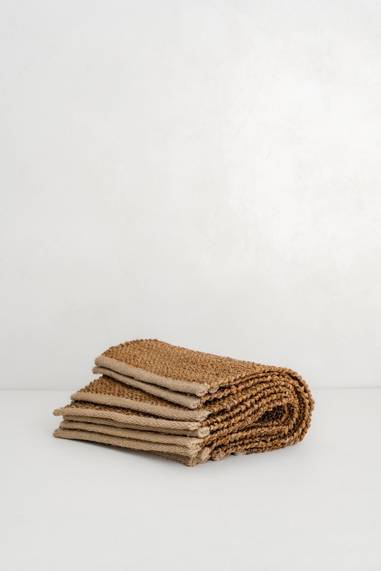 The Dharma Door Tableware Saguna Seagrass Placemats x 8