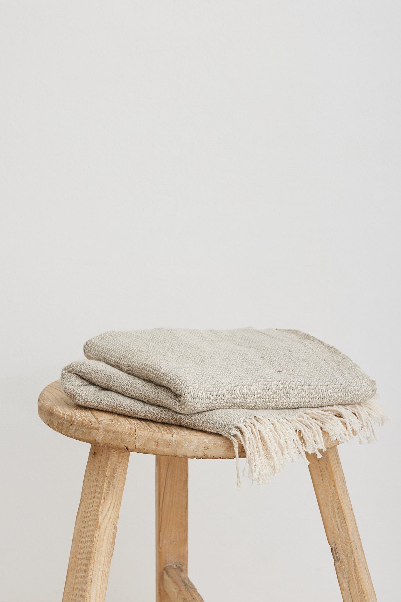 The Dharma Door Throw Uma Throw - Natural Linen & White Cotton