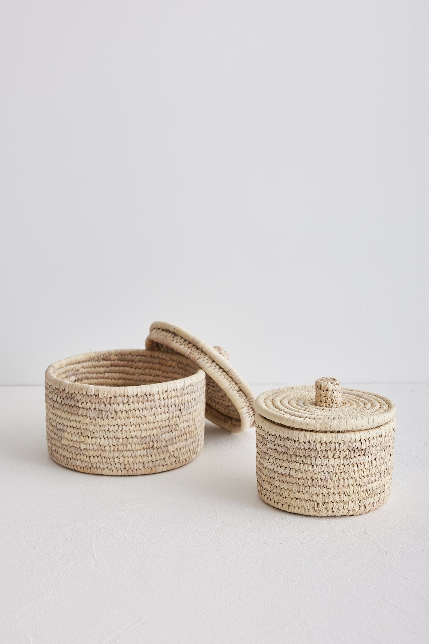 The Dharma Door Basket Buna Basket with lid - medium Buna Basket with lid - Medium