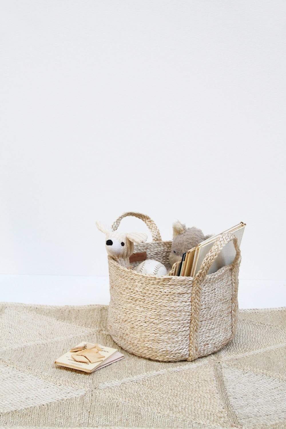 Short Round Jute Basket - Natural